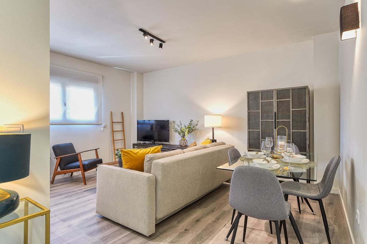 Ab Vialia Estacion Suitemalaga - Parking מראה חיצוני תמונה
