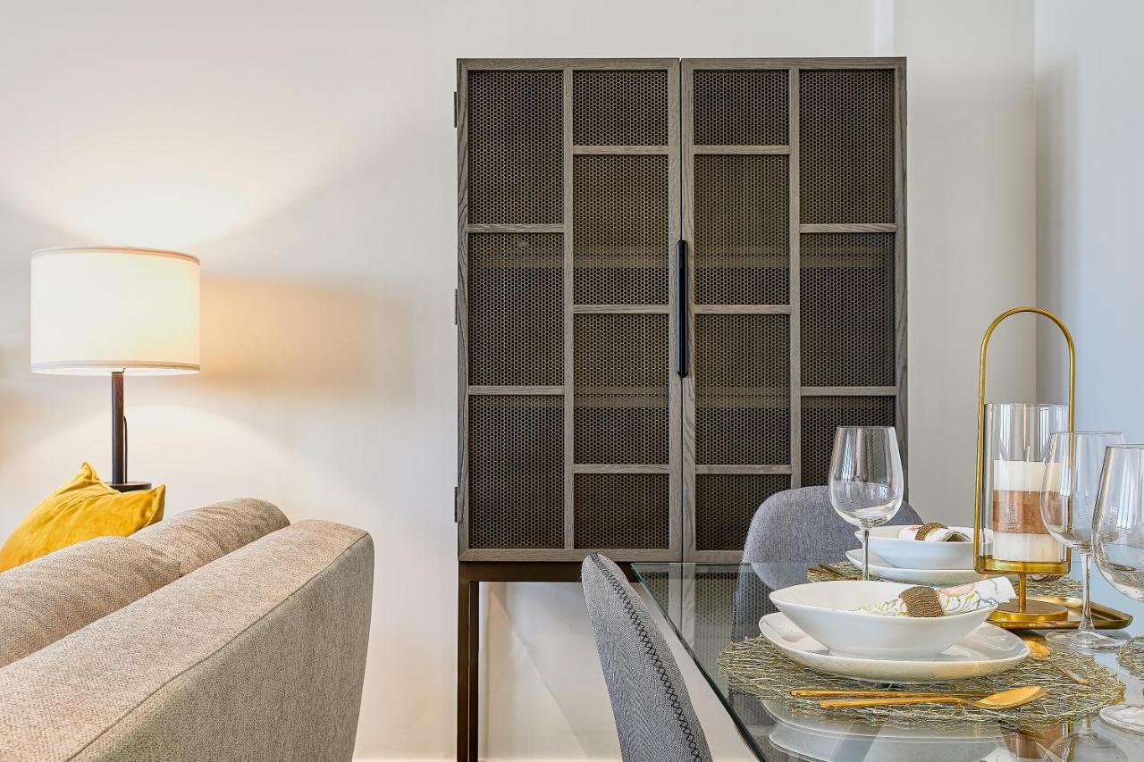 Ab Vialia Estacion Suitemalaga - Parking מראה חיצוני תמונה